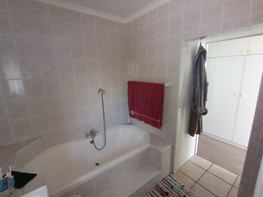 4 Bedroom Property for Sale in Wolseley Western Cape
